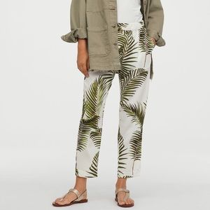 Palm Crêped Pants